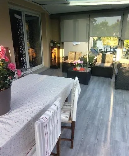 Quarto em Acomodações Particulares 24h Le Mans Spay